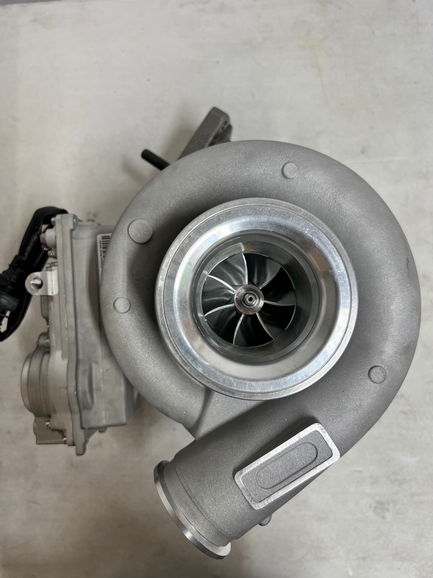 2842125 Paccar MX13 EPA10 HE531 VGT Remanufactured Turbocharger