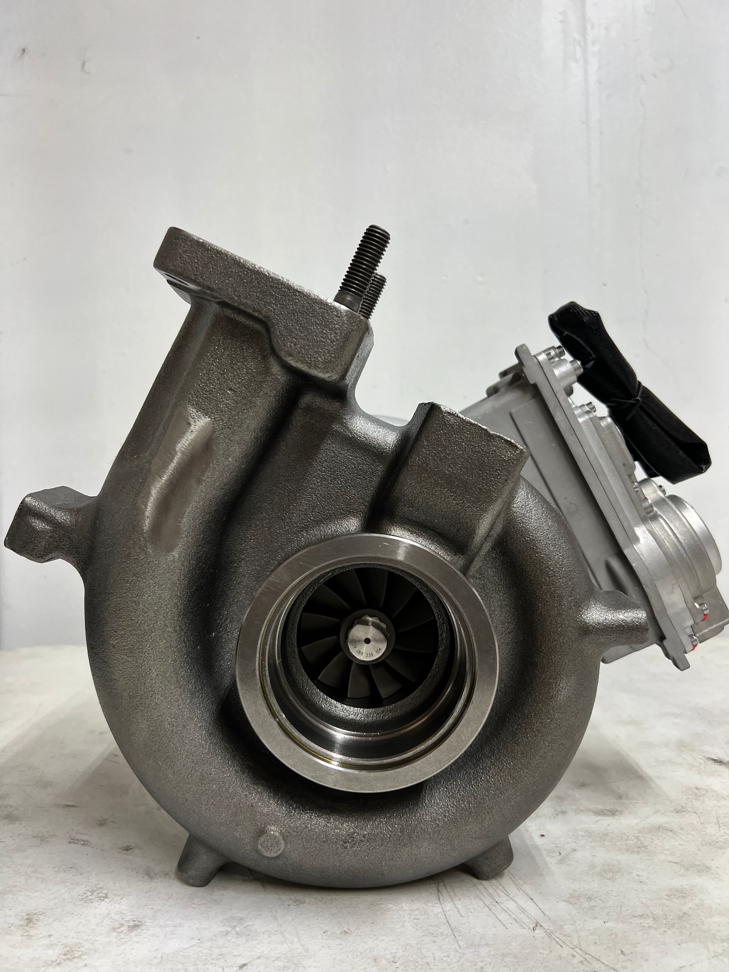 2842125 Paccar MX13 EPA10 HE531 VGT Remanufactured Turbocharger